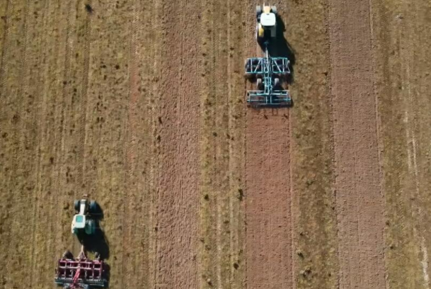 農機無人駕駛.png 農機無人駕駛.png