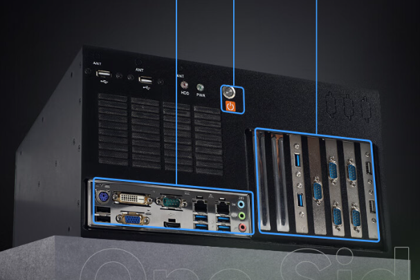 東田壁掛式工控機端口.png 東田壁掛式工控機端口.png