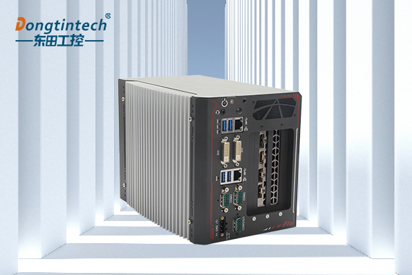 東田嵌入式無風扇工控機.png 東田嵌入式無風扇工控機.png