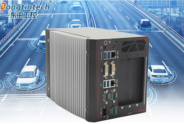 東田嵌入式高性能工控機.png 東田嵌入式高性能工控機.png